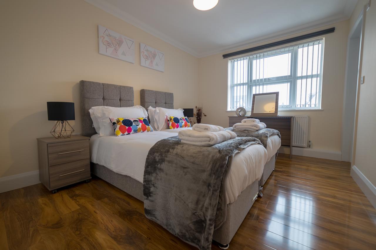 London Heathrow Serviced Apartments Ashford  Eksteriør billede
