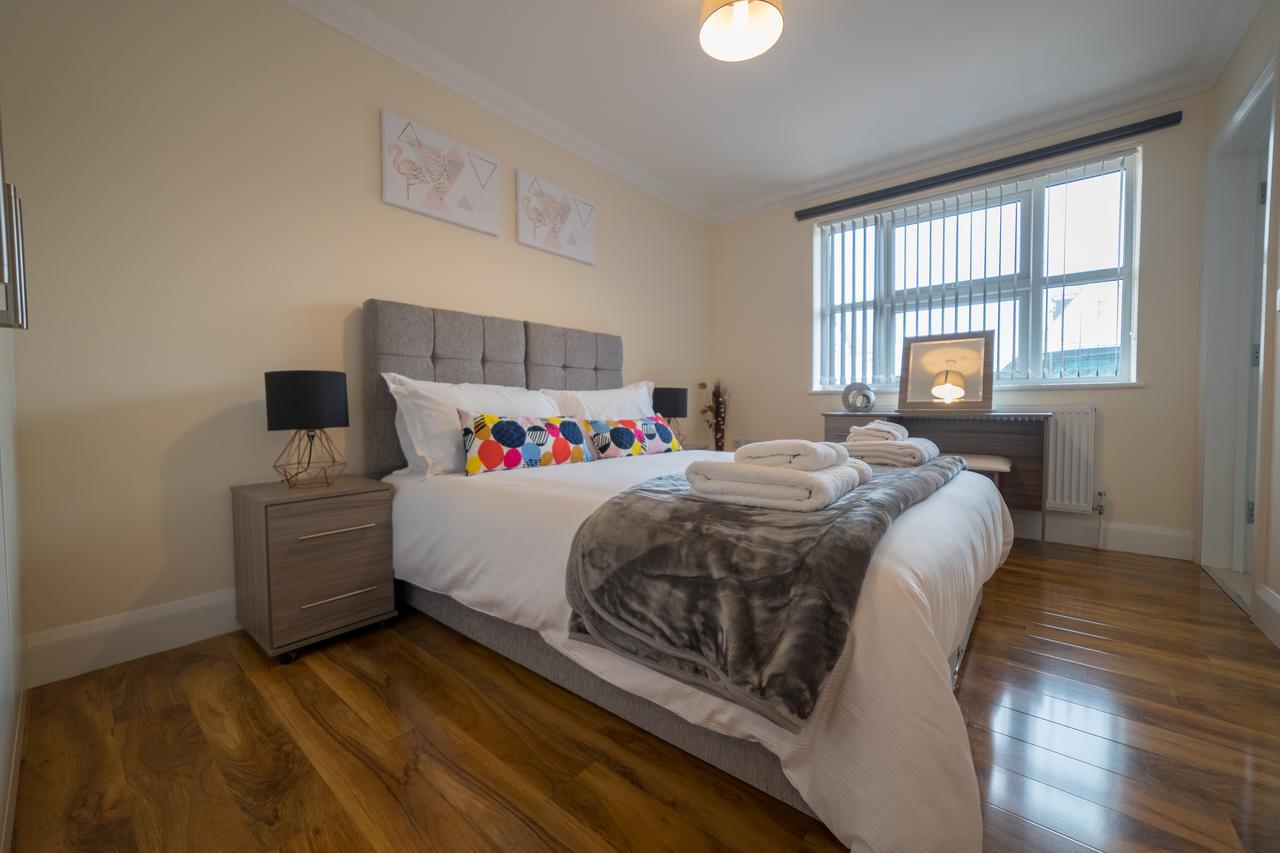 London Heathrow Serviced Apartments Ashford  Eksteriør billede