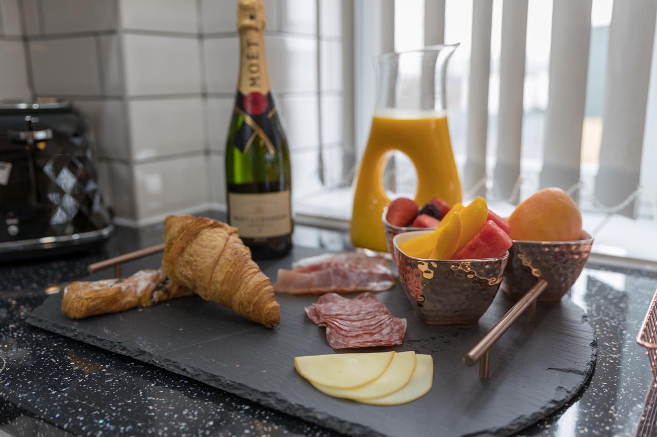 London Heathrow Serviced Apartments Ashford  Eksteriør billede