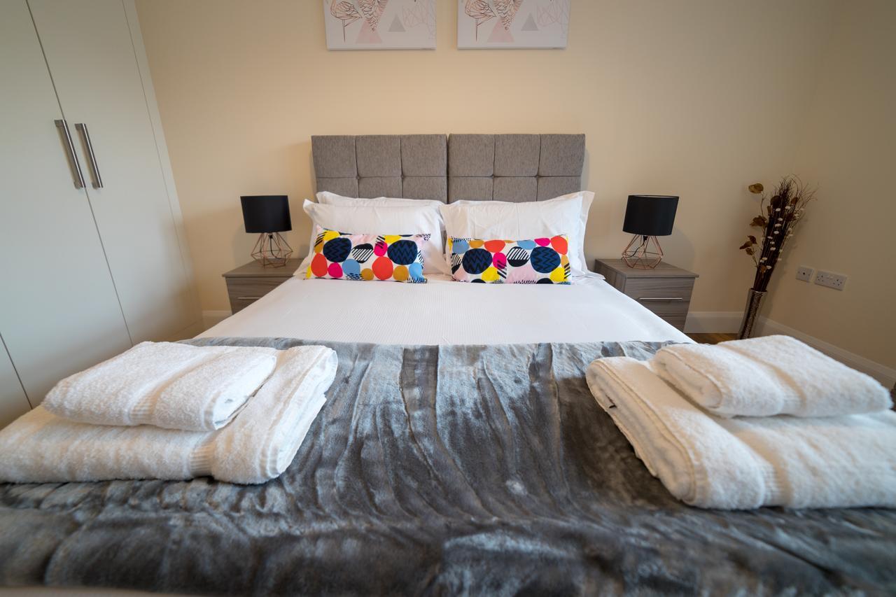 London Heathrow Serviced Apartments Ashford  Eksteriør billede