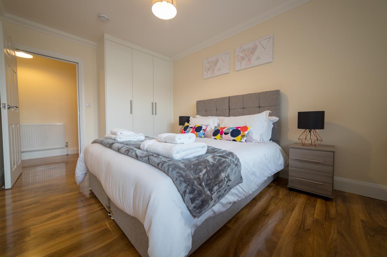 London Heathrow Serviced Apartments Ashford  Eksteriør billede