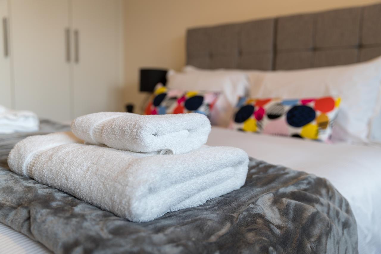 London Heathrow Serviced Apartments Ashford  Eksteriør billede